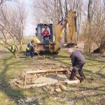 VIKEND NA "ZIDINAMA" : Radna akcija djelatnika Komunalac Čepin i volontera